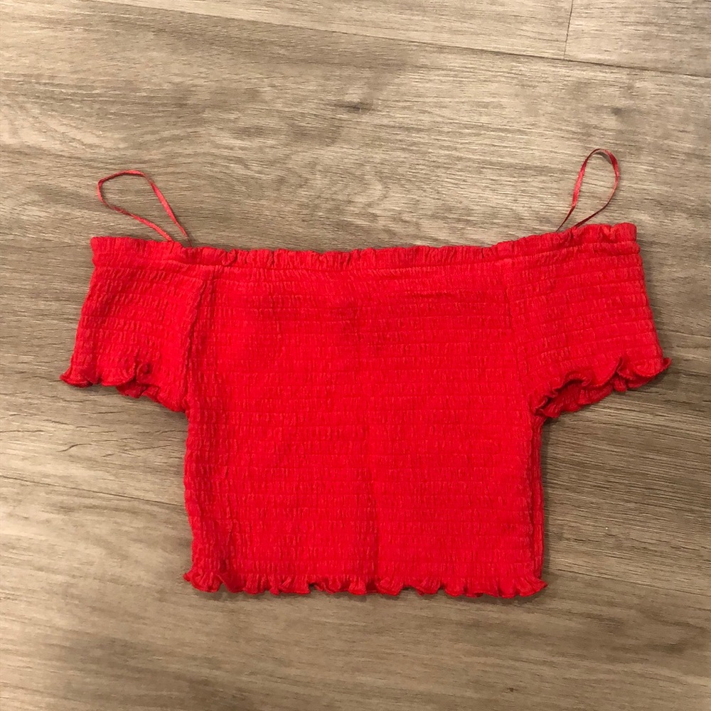 Shoulders-off crop top